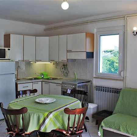Apartment Eni Ровин Екстериор снимка